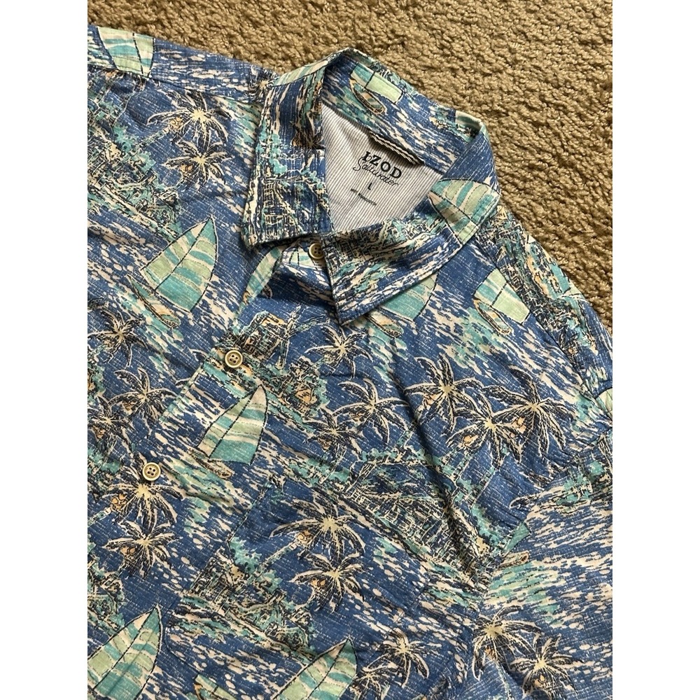 Men's IZOD Saltwater Short Sleeve Pattern Button Up Shirt - Large